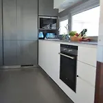 Апартаменты Rooftop Sea View With Private Swimming Pool Назаре