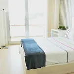 Апартаменты Rooftop Sea View With Private Swimming Pool